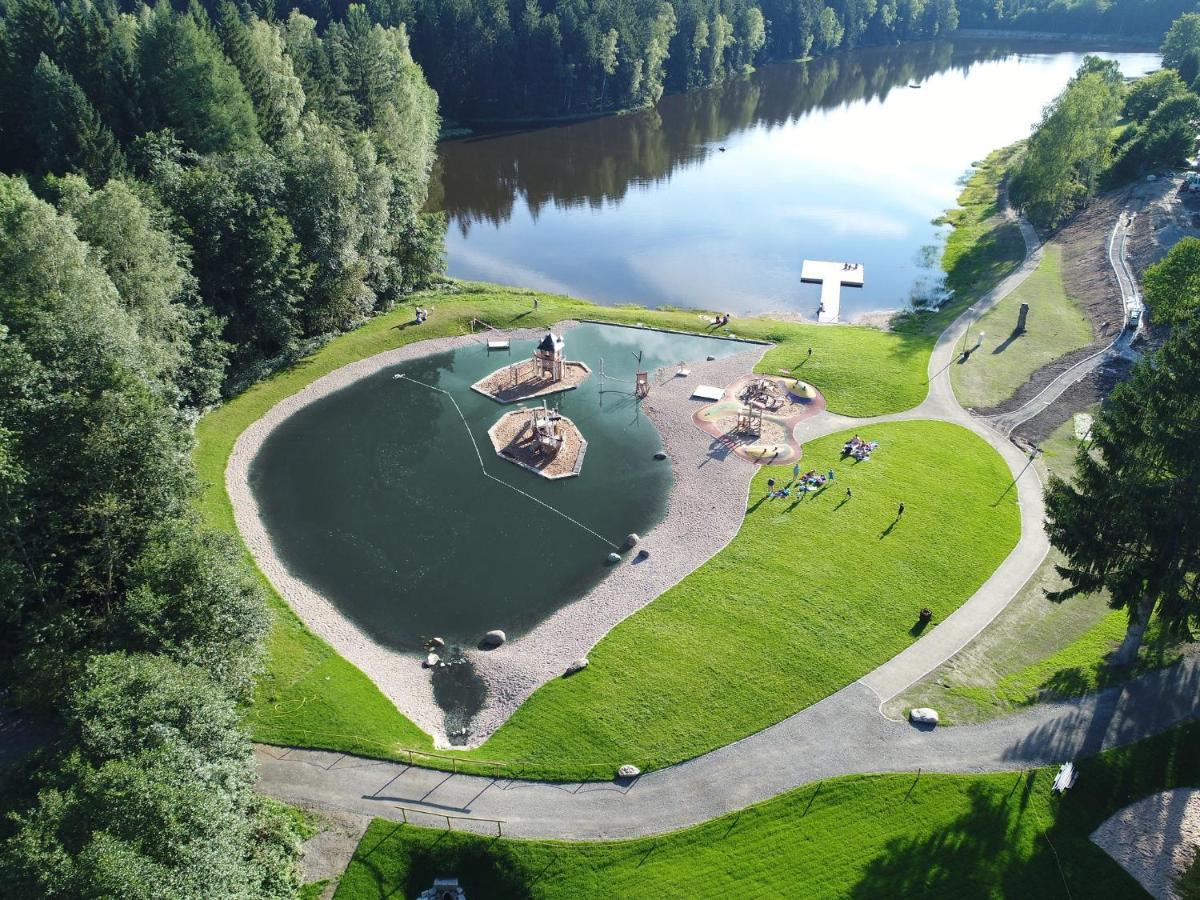 Freizeit- Und Campinganlage Gaisweiher Flossenburg Exterior photo